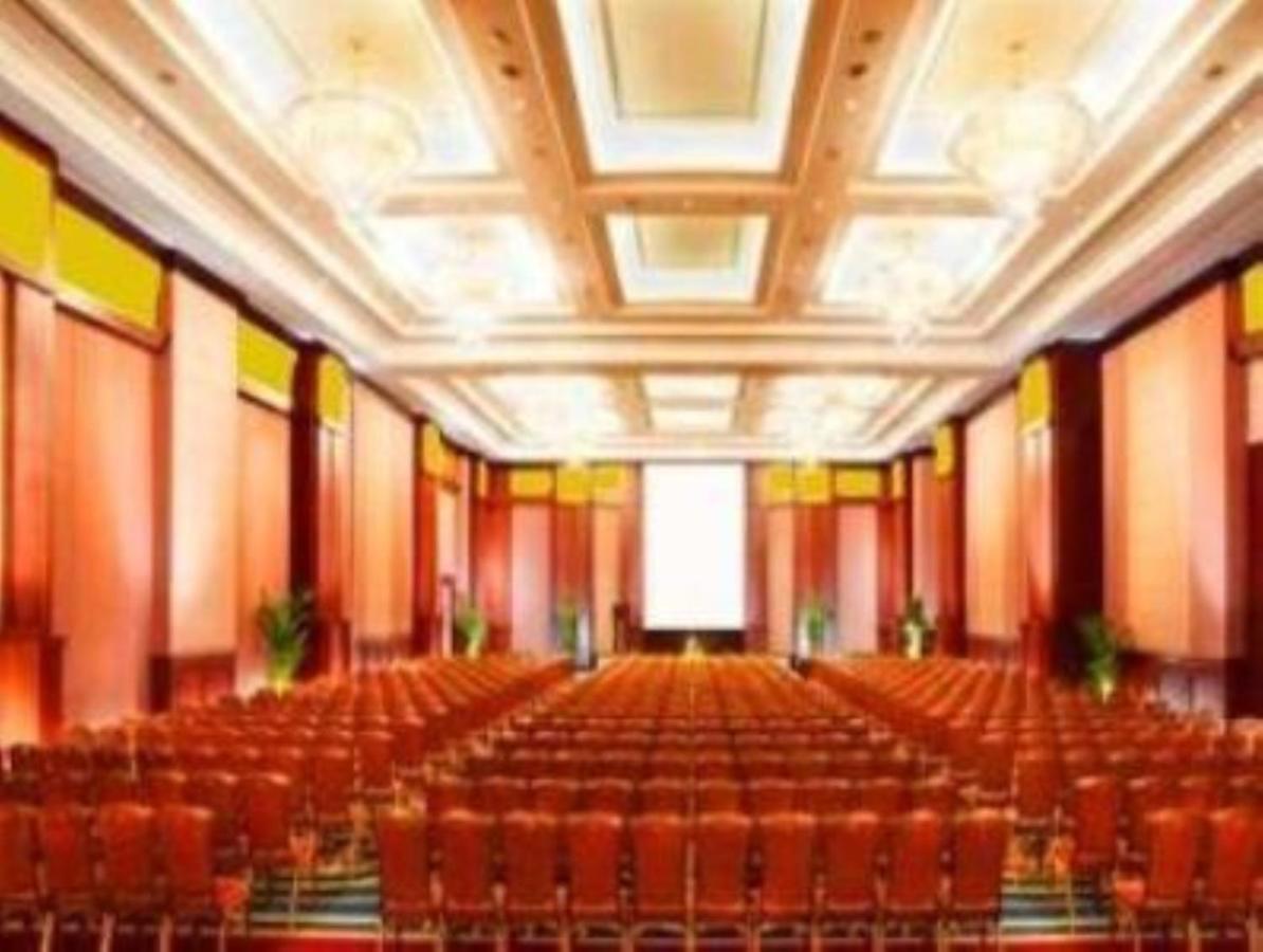 The Sulthan Darussalam Medan Eksteriør billede
